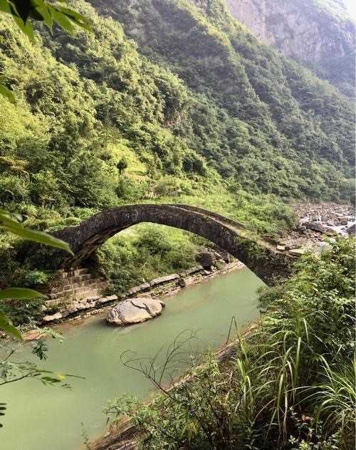 “霸占”恩施的好山好水 | 一场说变就变的旅行,恩施旅游攻略